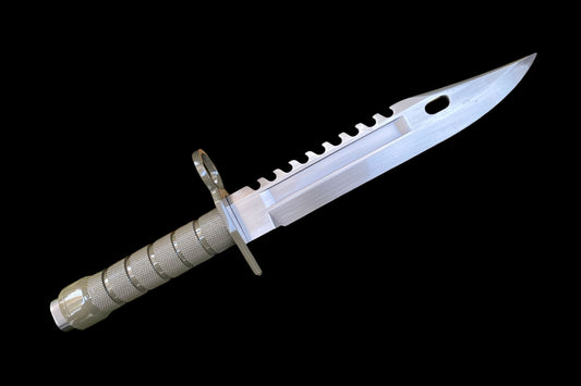 Re4 Leon Combat Knife Metal Replica - Blunt Blade Prop