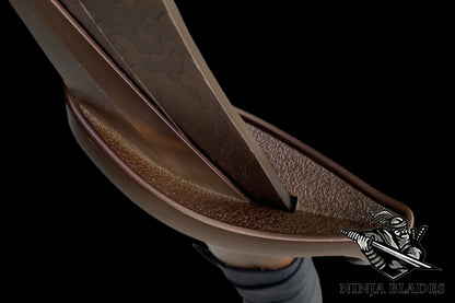 Steel Bloodhound's Fang Life-size Replica