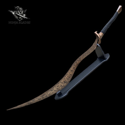 Steel Bloodhound's Fang Life-size Replica