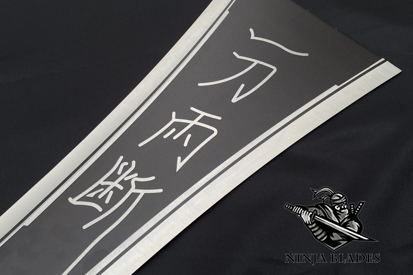 Life-size Hardedge Sword Steel Dull Blade Replica