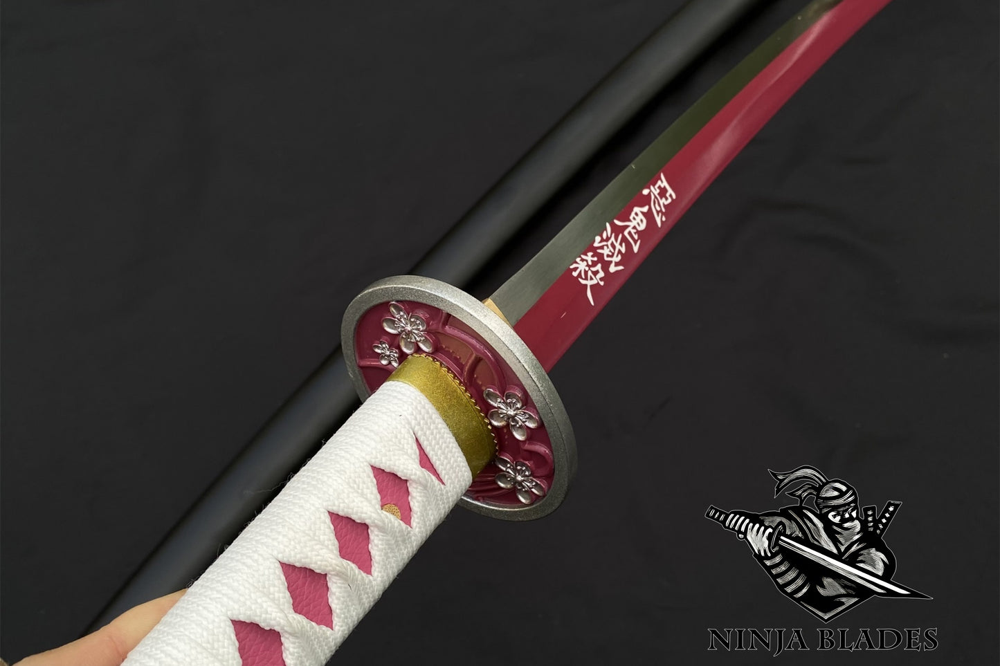 Kanao Tsuyuri Nichirin Katana Replica – Customizable Edge
