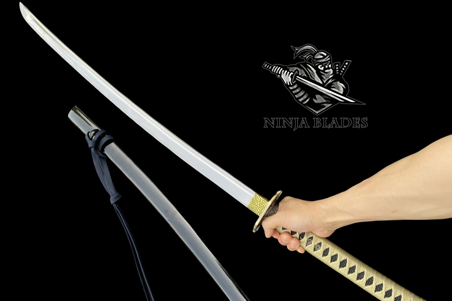 Japanese Katana with Chrysanthemum & Insect Motifs – Classic Edition