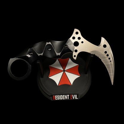 Re8 Village Chris Karambit Metal Replica - Blunt Blade Prop