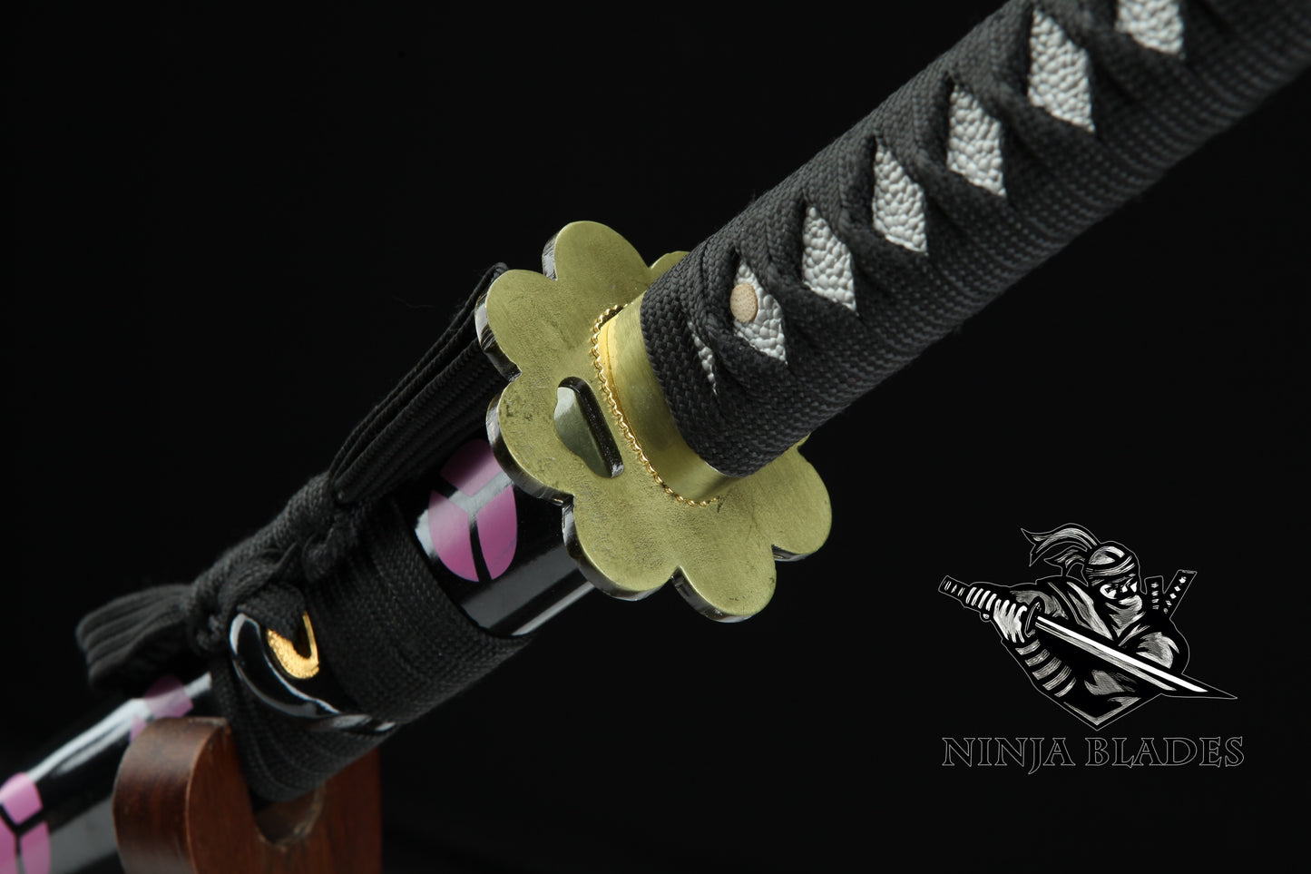 Shusui Katana Replica - Roronoa Zoro's Legendary Black Blade