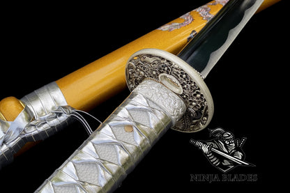 Premium Katana with Golden Dragon Saya – Museum-Quality Replica